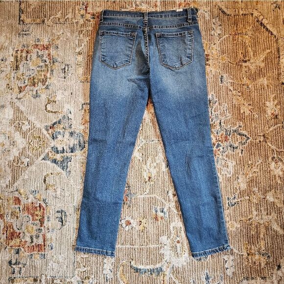 KanCan ankle jeans with front zippers. Sz 11/29 with 26" inseam - Picture 3 of 6